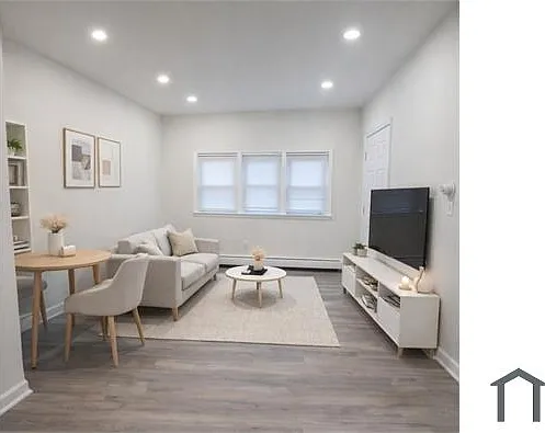 2 bed, $1,400 — Photo 3