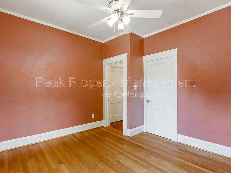 1404 Wilmington Ave W #B — Photo 25