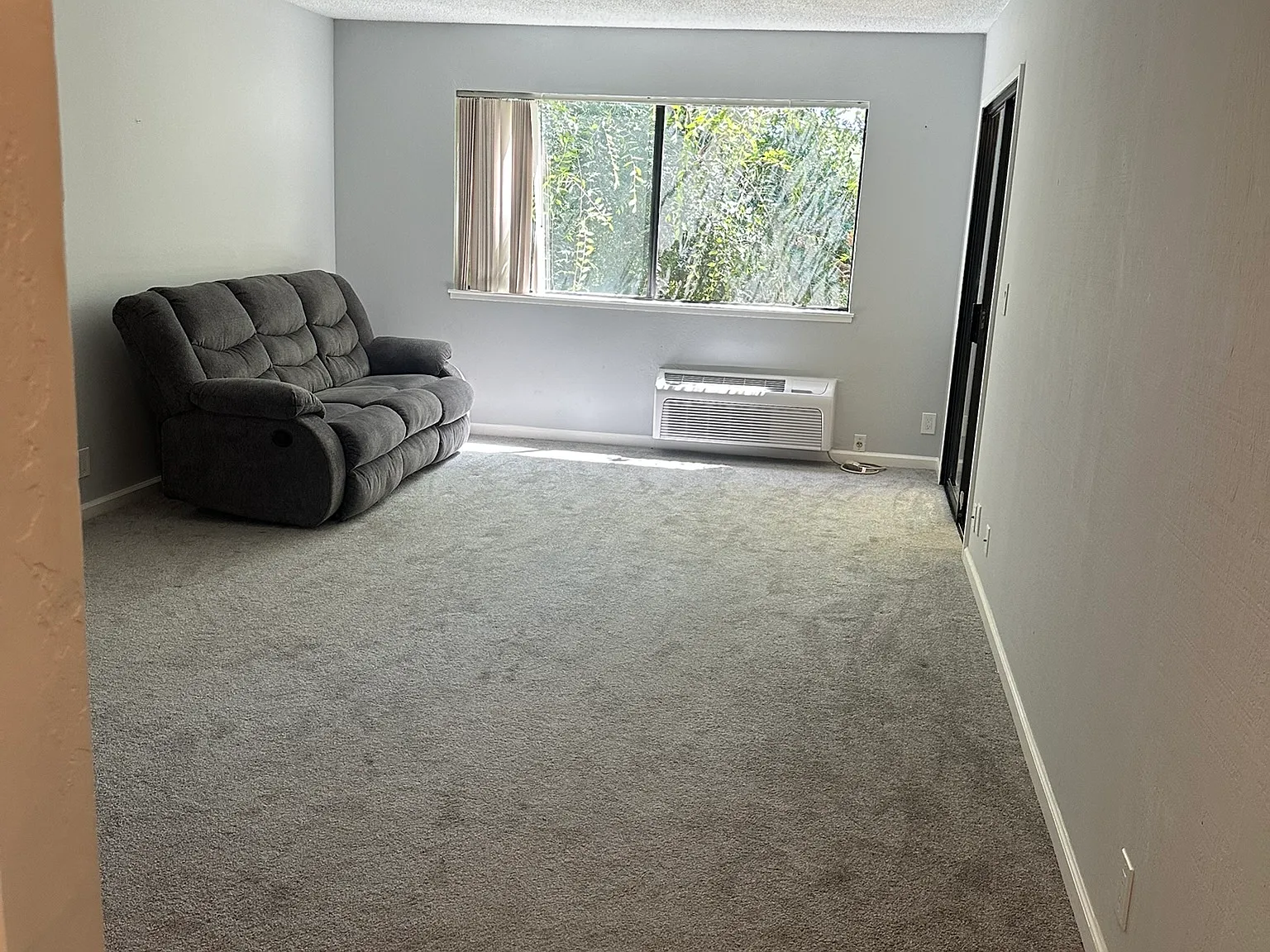 1 bed, 622 sqft, $2,350 — Photo 2