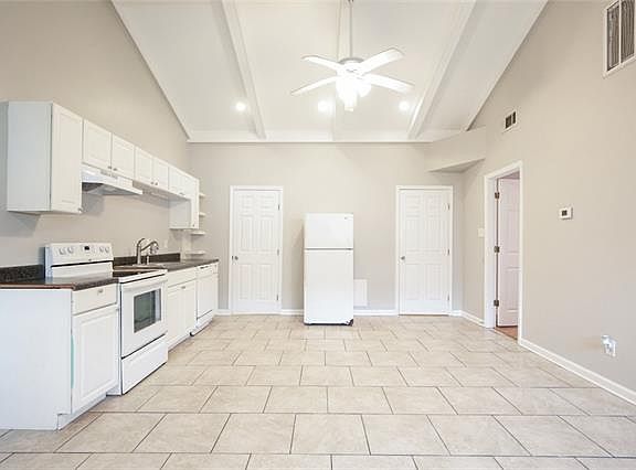 5th image of 5830 General Haig St #B