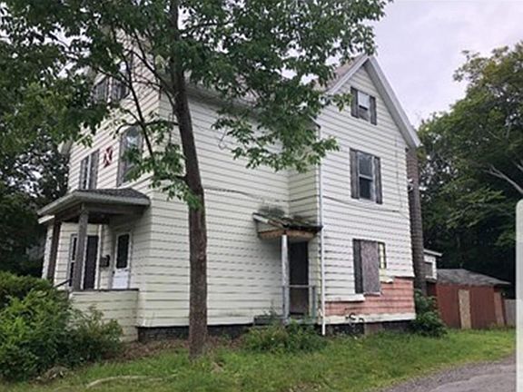 4th image of 114 Woodland Ave