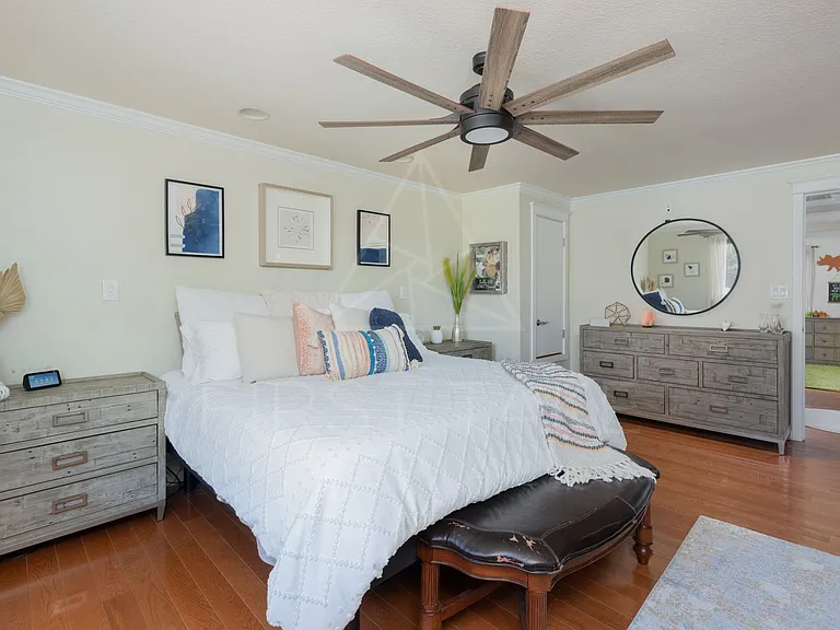 4325 Mendocino Ln — Photo 28