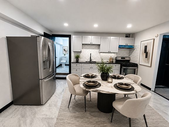 5th image of 1-145 Washington Ave #4