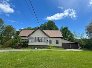 755 Mackville Rd, Hardwick, VT 05843