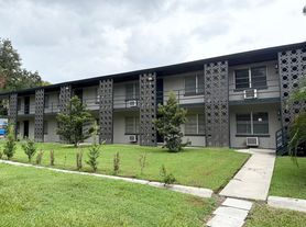 639 Ramona Ln