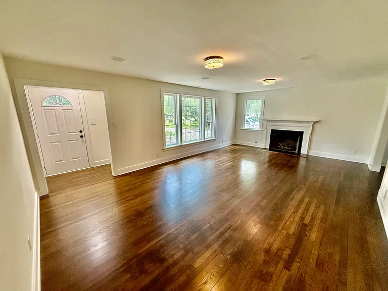 2707 Jimmy Winters Rd — Photo 3