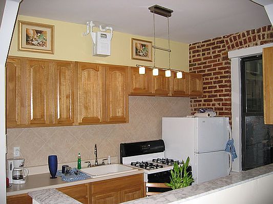 3rd image of 563 W 184th St APT 5E