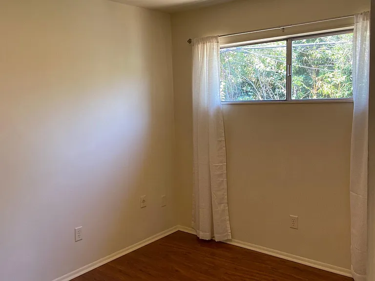 1855 Yosemite Dr #6 — Photo 16