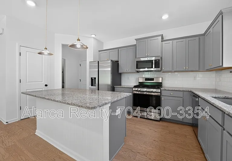 230 Quinn Rd #21 — Photo 2