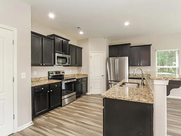 1157 Black Diamond Dr — Photo 8