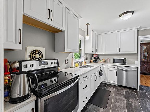 3rd image of 5618 Lamar Ave