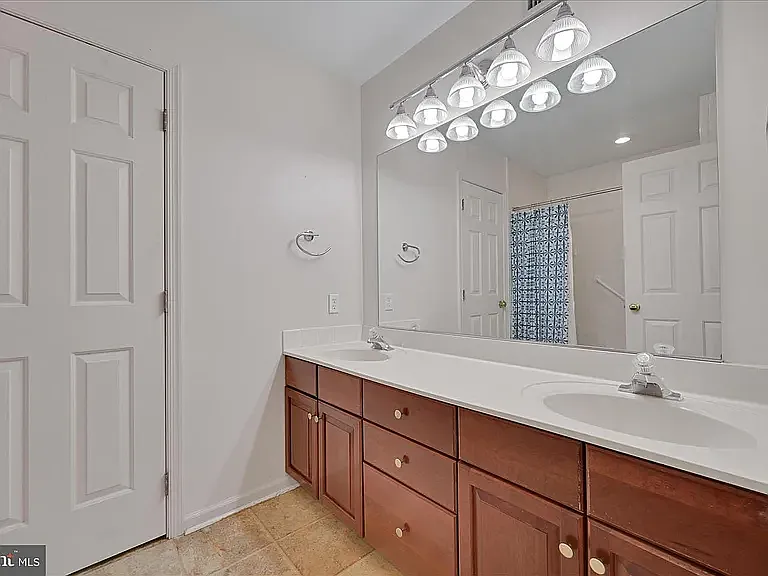 103 Lantern Green Way #103 — Photo 17