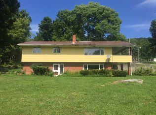 33 35 Lucks Ln, Warren, PA 16365