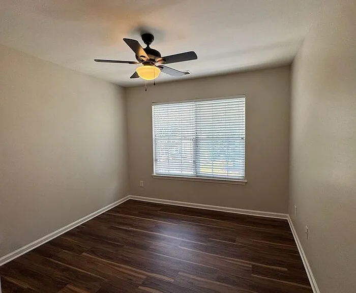 6834 Beverly Springs Dr — Photo 15