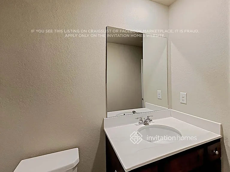 516 Moline Way — Photo 17