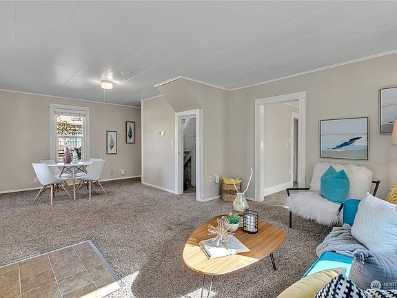 5th image of 5315 S Prospect Street
