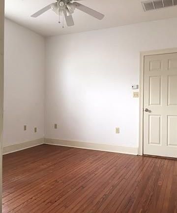 4th image of 807 Voisin St