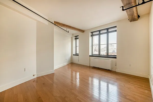 Rented by Bold New York | media 32