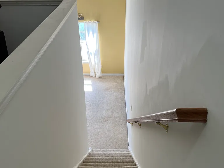 303 Victoria Way — Photo 17
