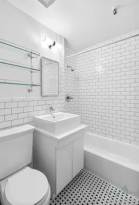 Rented by Mirador Real Estate | media 16