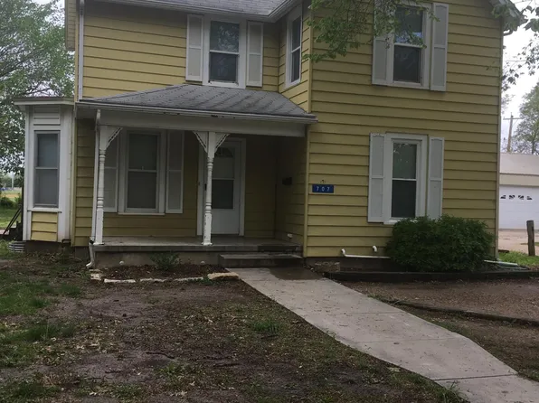 707 Chestnut St, Halstead, KS 67056