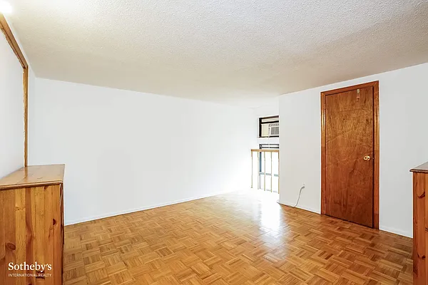 Sold by Sotheby's International Realty | media 15