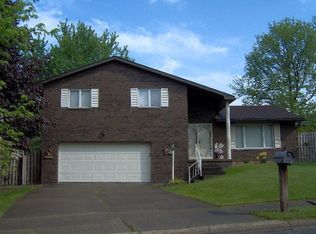 128 Lexington Ct, Weirton, WV 26062