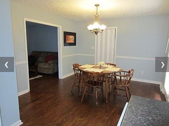 2nd image of 806 Shawnee Way