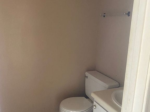 5th image of 1501 Sam Houston Dr #12G