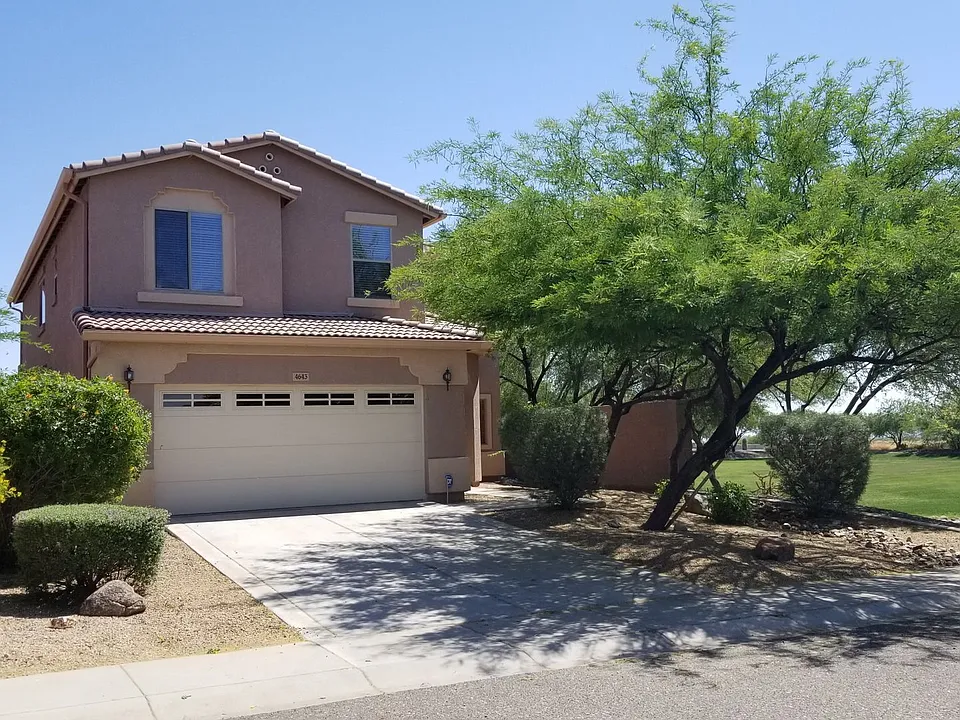 4643 W Crosswater Way