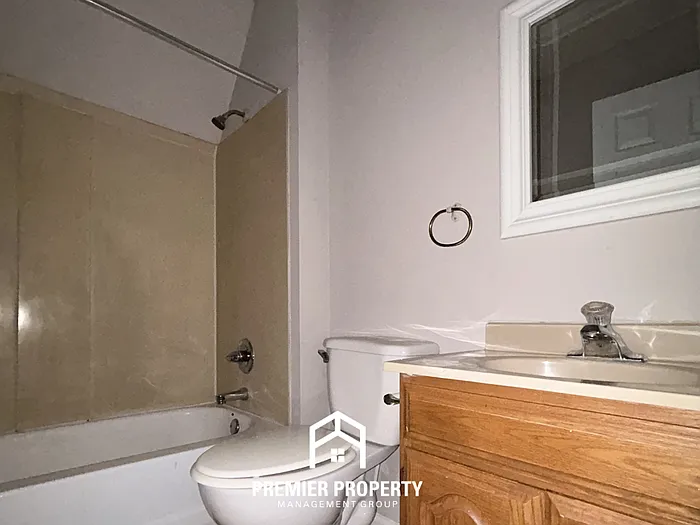 4985 Barrington Cv — Photo 21