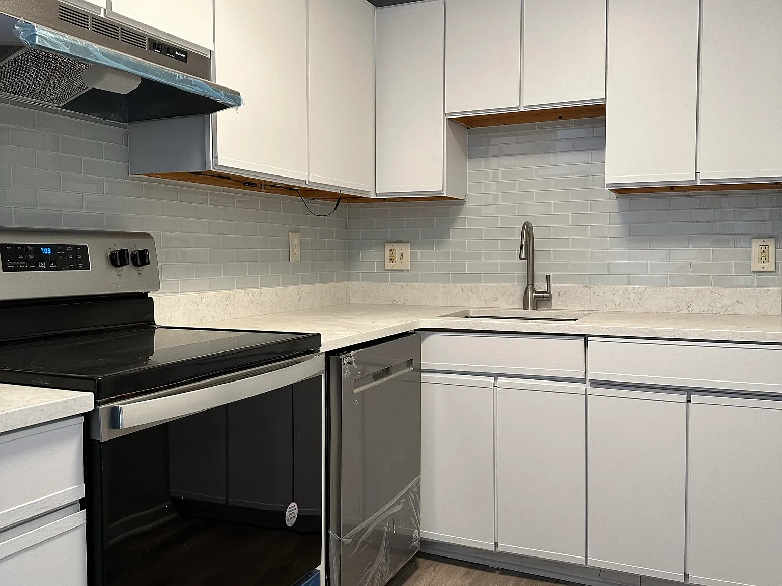 1 bed, 630 sqft, $2,100 — Photo 4