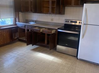 743 Center St APT 2, Bethlehem, PA 18018