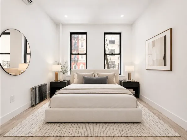 254 Broome St #7S, New York, NY 10002