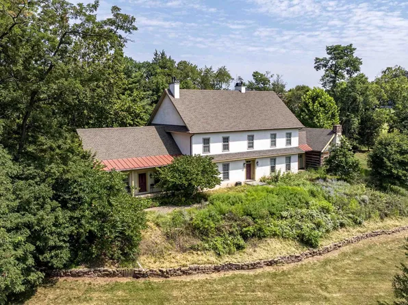 6 Dorothy Cir, Royersford, PA 19468