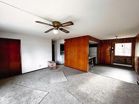 4th image of 14499 Wooster Rd