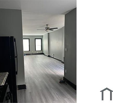 5th image of 3025 W Dakota St