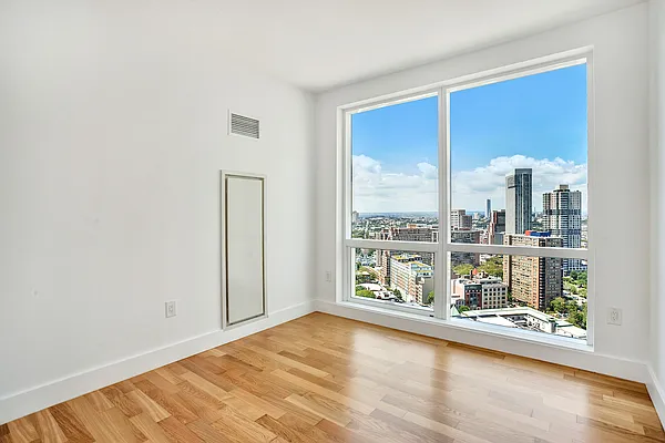 Sold by Keller Williams City Life Realty | media 9