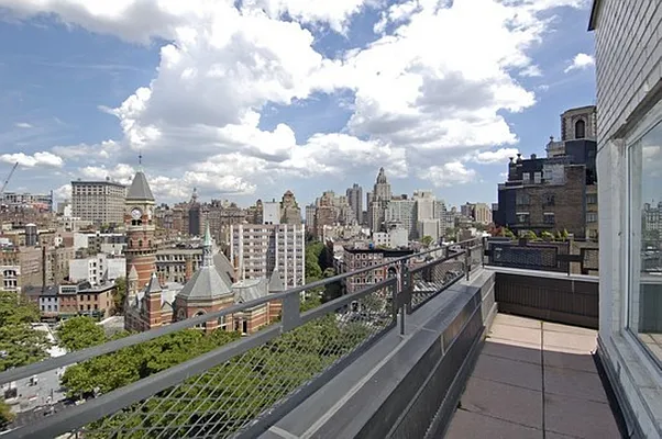 Sold by Corcoran | media 1