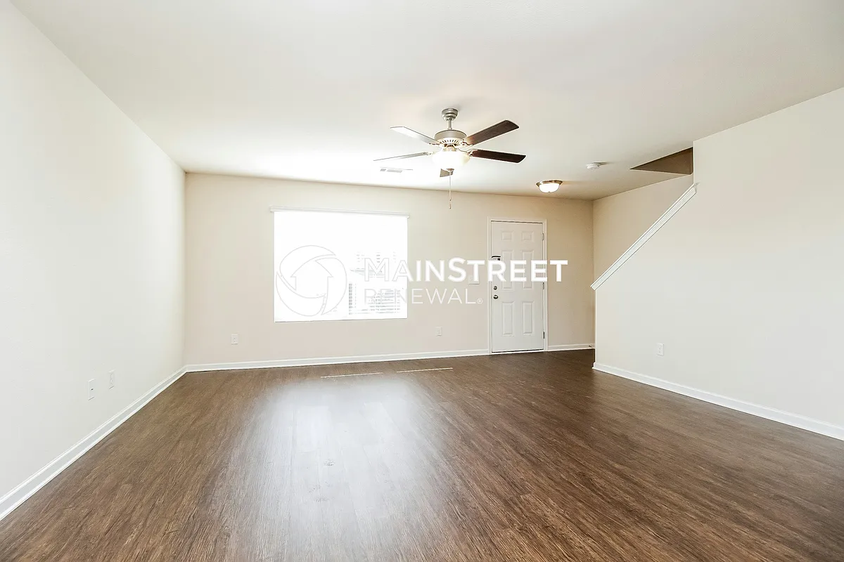 Living Room - 2316 Bee Hive Dr