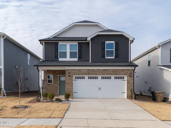 633 Red River Dr, Garner, NC 27529
