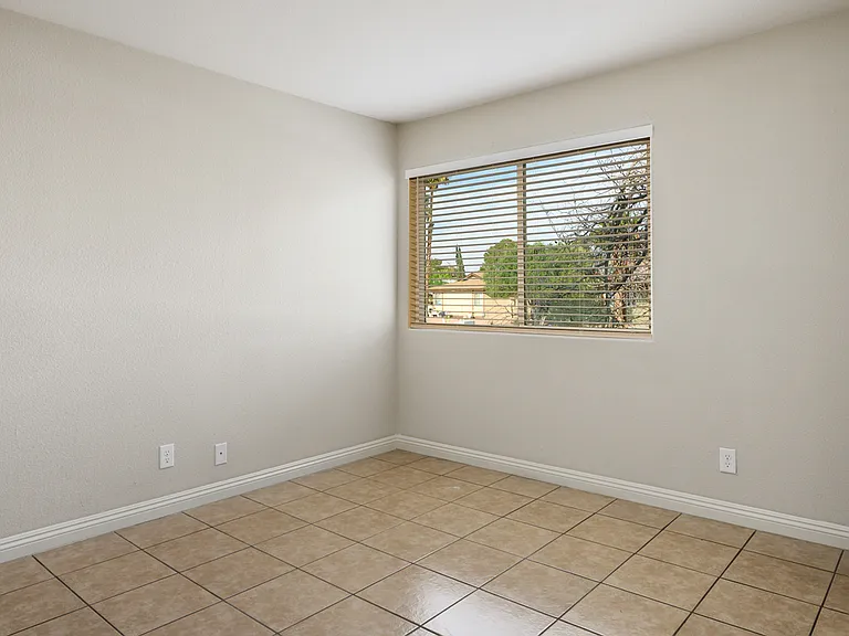 5045 Sepulveda Blvd — Photo 4