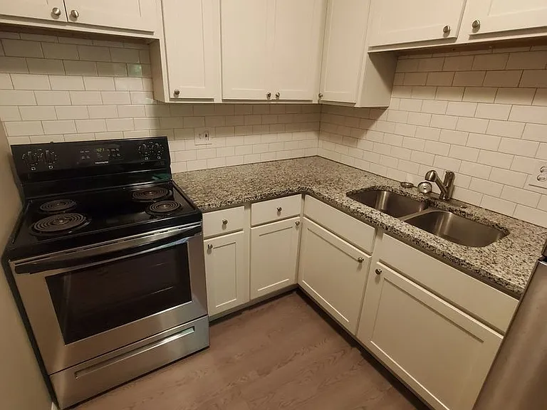 3140 S Kinnickinnic Ave. (6 Unit) — Photo 5