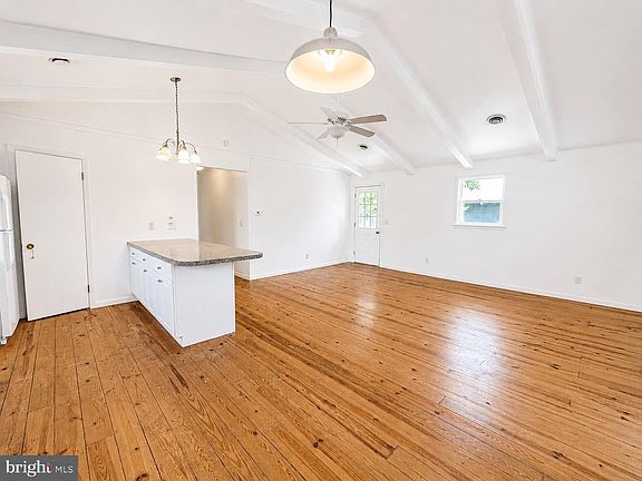 4th image of 505 Collins St