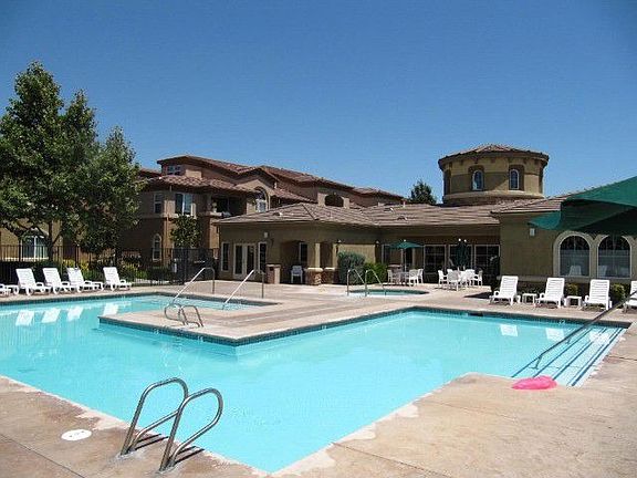 3rd image of 1900 Danbrook Dr Unit 1128