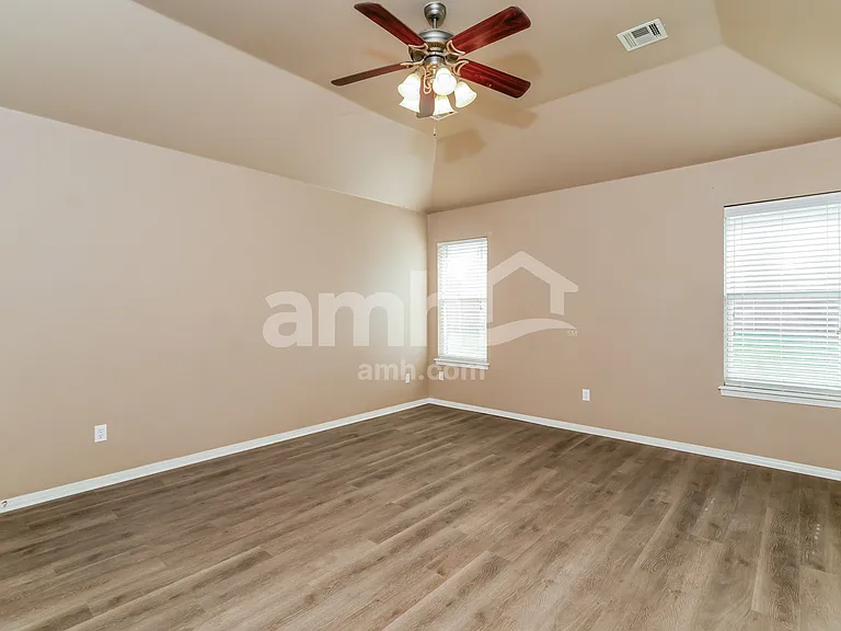 3016 N Ironwood Ave — Photo 11