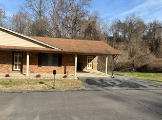 435 Ridgefields Rd APT 1B, Kingsport, TN 37660