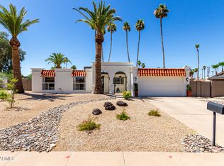 5211 E Winchcomb Dr, Scottsdale, AZ 85254