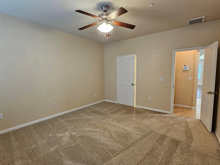 808 Lost Pines Ln — Photo 17