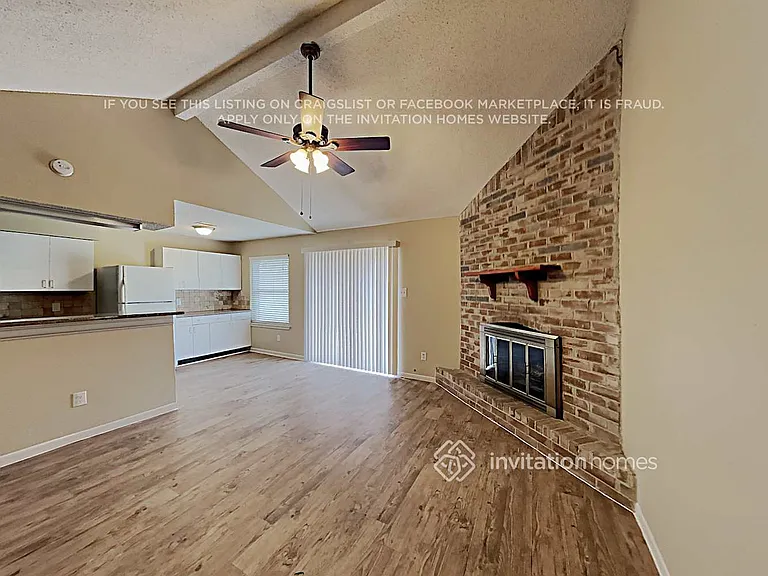 2606 Elm Hollow St — Photo 4